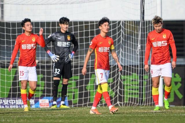 海洋之神·hy590-揭秘广州3将接近三镇：长期考察埋伏笔 打包成关键